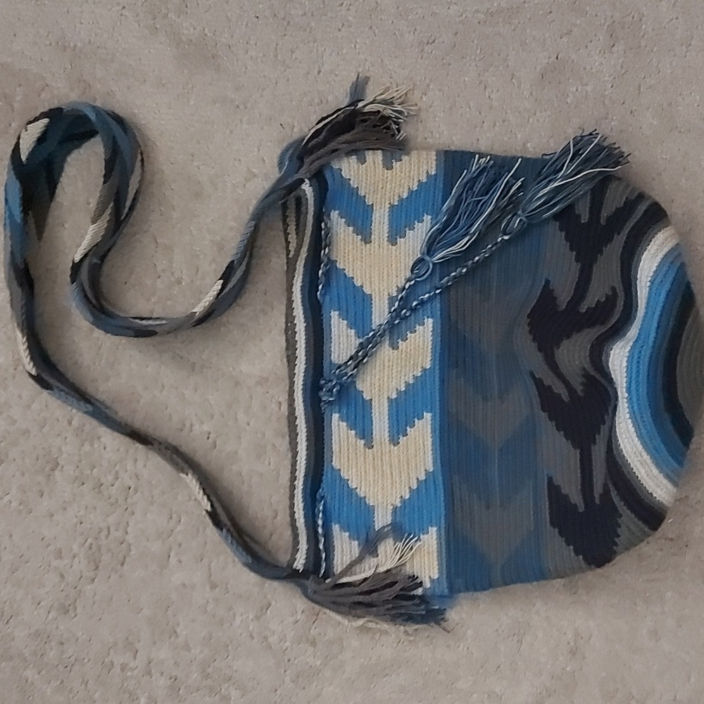 Wayuu Mochila crochet drawstring bucket bag